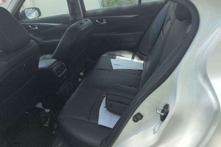 Used Infiniti Q50L 2016 2.0T Comfort Edition Left Rear Seat