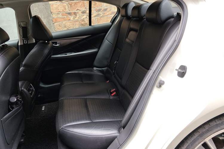 Used Infiniti Q50L 2016 2.0T Elite Sport Edition Left Rear Seat