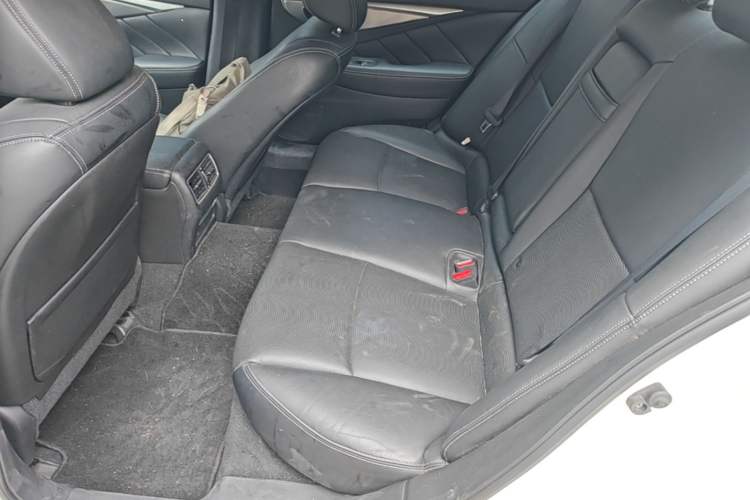 Used Infiniti Q50L 2016 2.0T Ambition Edition Left Rear Seat