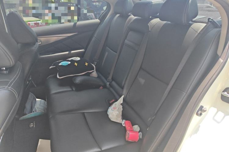 Used Infiniti Q50L 2016 2.0T Ambition Edition Left Rear Seat