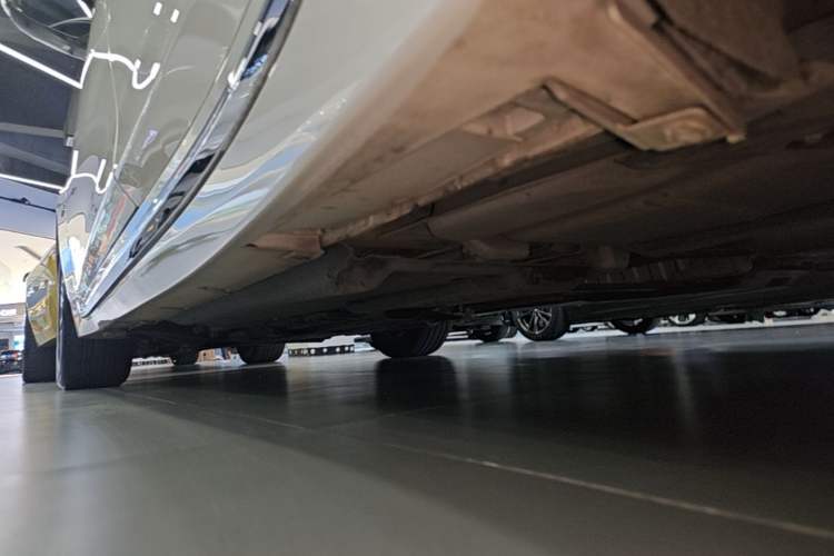 Used Infiniti Q50L 2016 2.0T Enjoyment Edition Left Side Sill