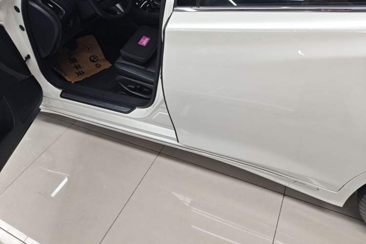 Used Infiniti Q50L 2016 2.0T Enjoyment Edition Left Side Sill