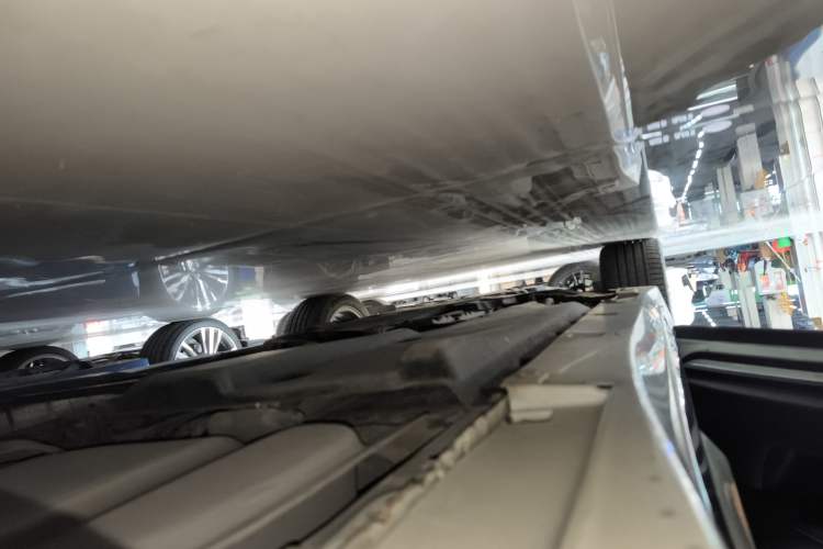 Used Infiniti Q50L 2016 2.0T Ambition Edition Left Side Sill