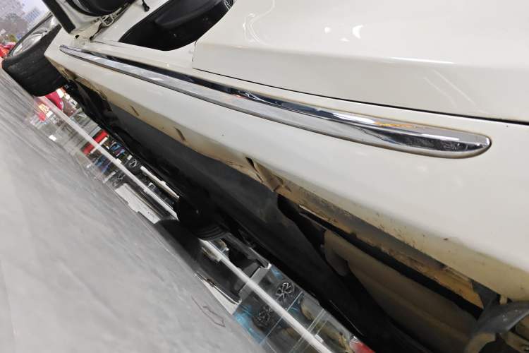 Used Infiniti Q50L 2016 2.0T Comfort Edition Left Side Sill
