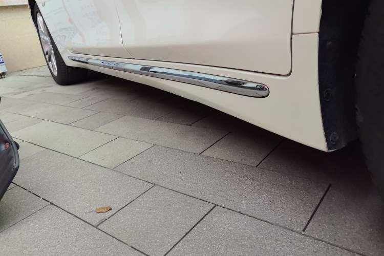 Used Infiniti Q50L 2016 2.0T Ambition Edition Left Side Sill