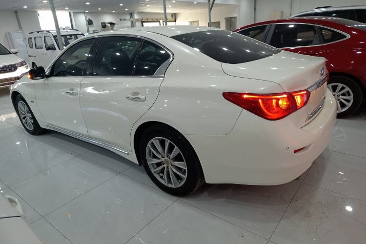 Used Infiniti Q50L 2016 2.0T Enjoyment Edition Left Side