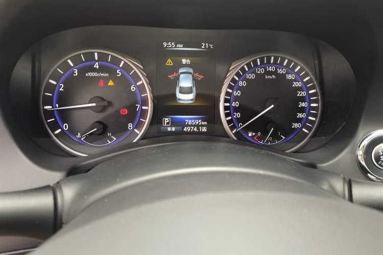 Used Infiniti Q50L 2016 2.0T Enjoyment Edition Odometer Close Up
