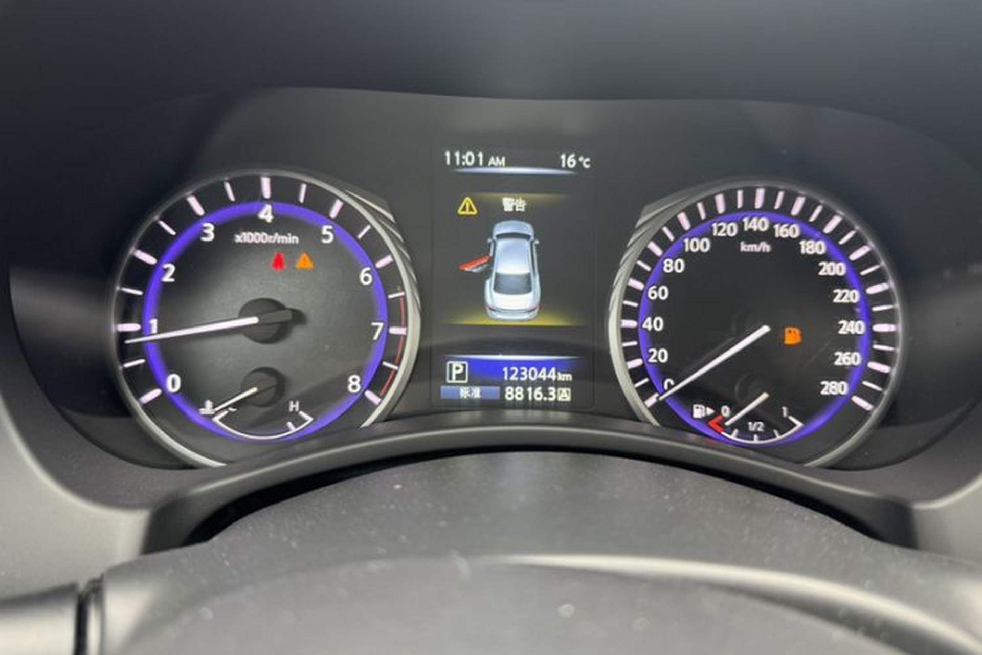 Used Infiniti Q50L 2016 2.0T Enjoyment Edition Odometer Close Up