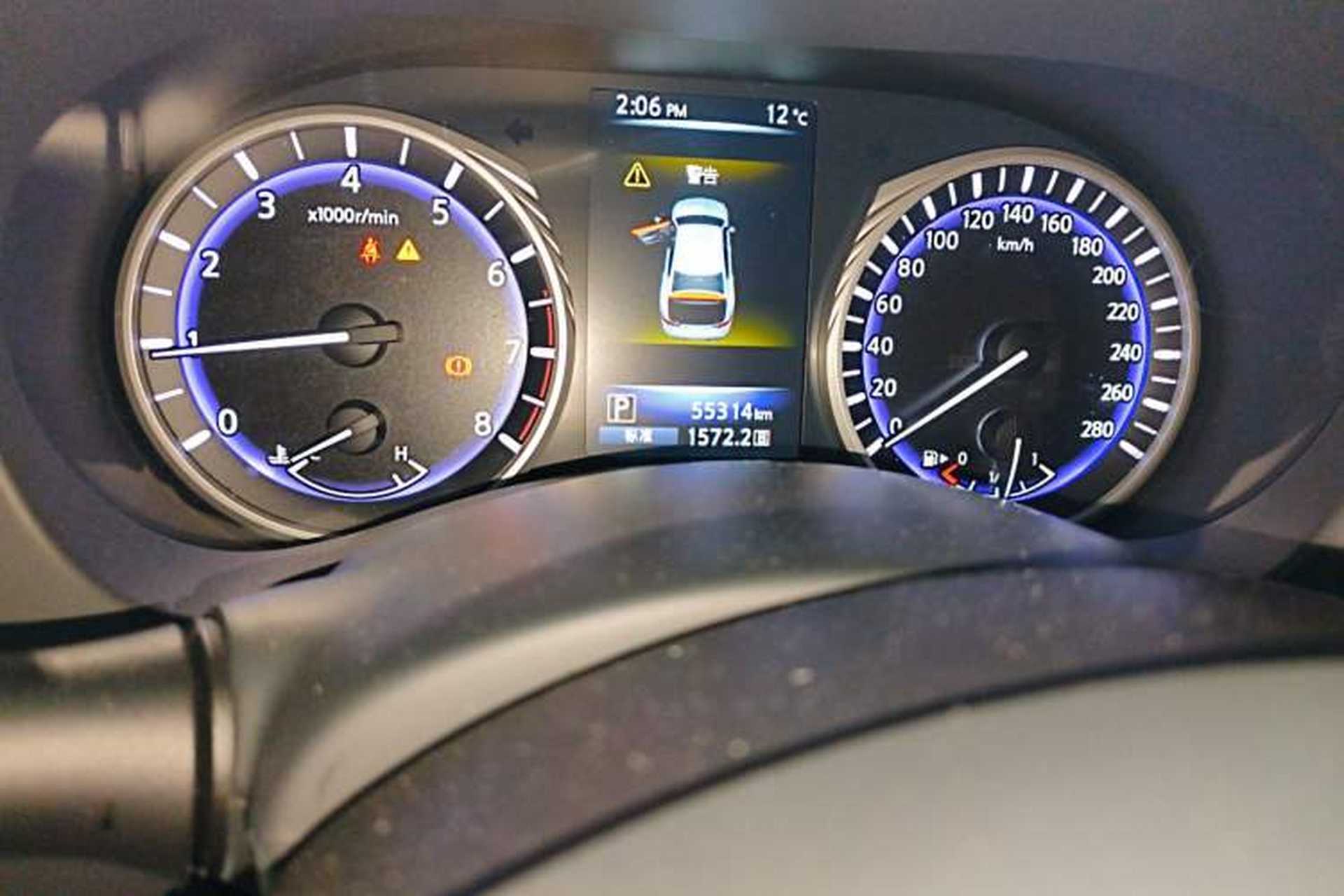 Used Infiniti Q50L 2016 2.0T Ambition Edition Odometer Close Up