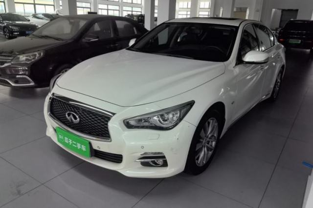Ojetý Infiniti Q50L 2016 2.0T Enjoyment Edition