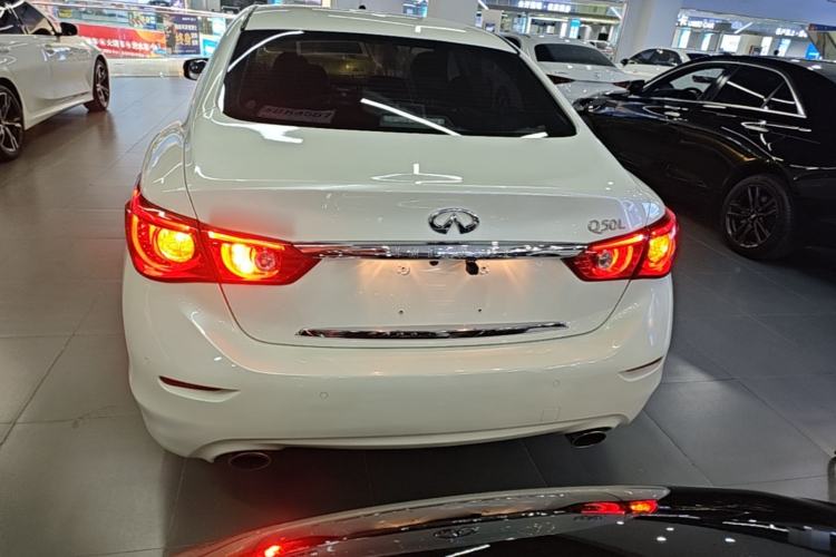 Used Infiniti Q50L 2016 2.0T Enjoyment Edition Rear