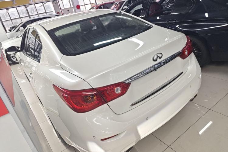 Used Infiniti Q50L 2016 2.0T Enjoyment Edition Rear Left 45 Deg