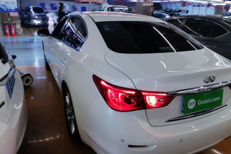 Used Infiniti Q50L 2016 2.0T Ambition Edition Rear Left 45 Deg