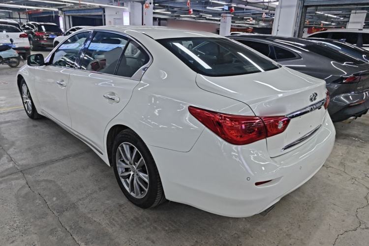 Used Infiniti Q50L 2016 2.0T Enjoyment Edition Rear Left 45 Deg