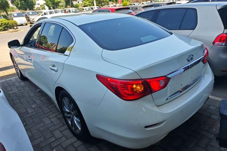 Used Infiniti Q50L 2016 2.0T Enjoyment Edition Rear Left 45 Deg