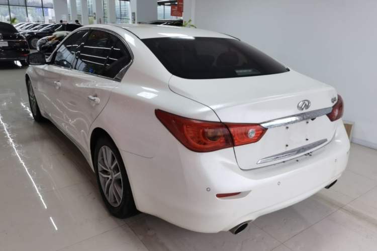 Used Infiniti Q50L 2016 2.0T Enjoyment Edition Rear Left 45 Deg