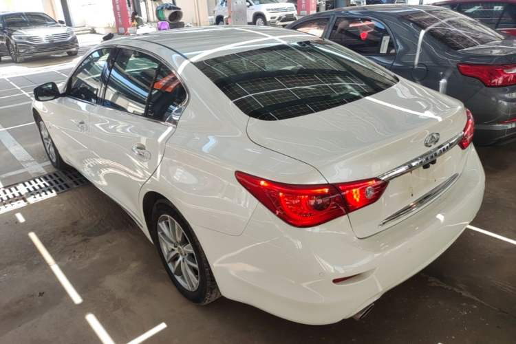 Used Infiniti Q50L 2016 2.0T Enjoyment Edition Rear Left 45 Deg