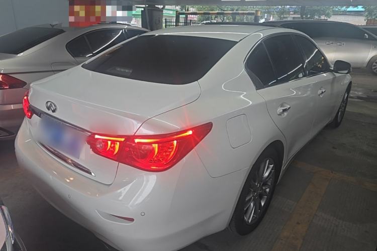 Used Infiniti Q50L 2016 2.0T Ambition Edition Rear Right 45 Deg
