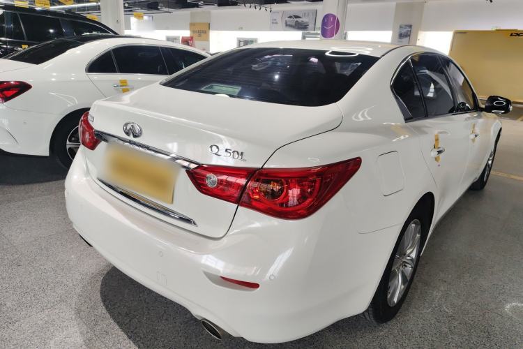 Used Infiniti Q50L 2016 2.0T Enjoyment Edition Rear Right 45 Deg