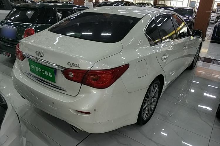 Used Infiniti Q50L 2016 2.0T Ambition Edition Rear Right 45 Deg
