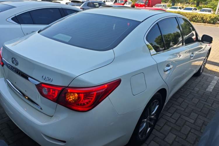 Used Infiniti Q50L 2016 2.0T Enjoyment Edition Rear Right 45 Deg