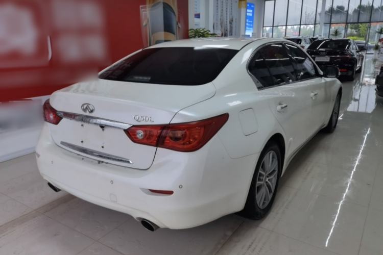 Used Infiniti Q50L 2016 2.0T Enjoyment Edition Rear Right 45 Deg