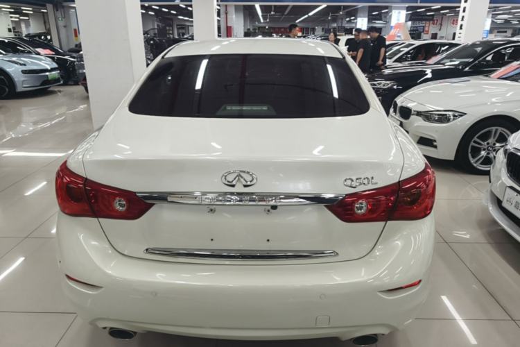 Used Infiniti Q50L 2016 2.0T Enjoyment Edition Rear