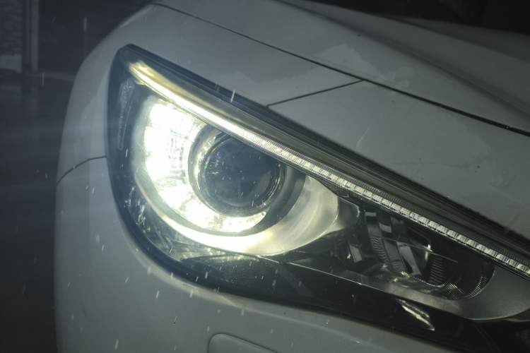 Used Infiniti Q50L 2016 2.0T Ambition Edition Right Front Headlight