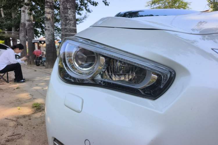 Used Infiniti Q50L 2016 2.0T Enjoyment Edition Right Front Headlight