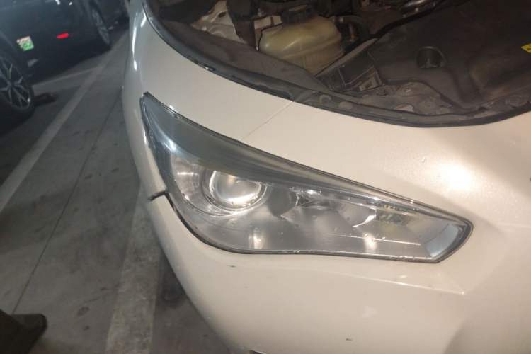Used Infiniti Q50L 2016 2.0T Comfort Edition Right Front Headlight