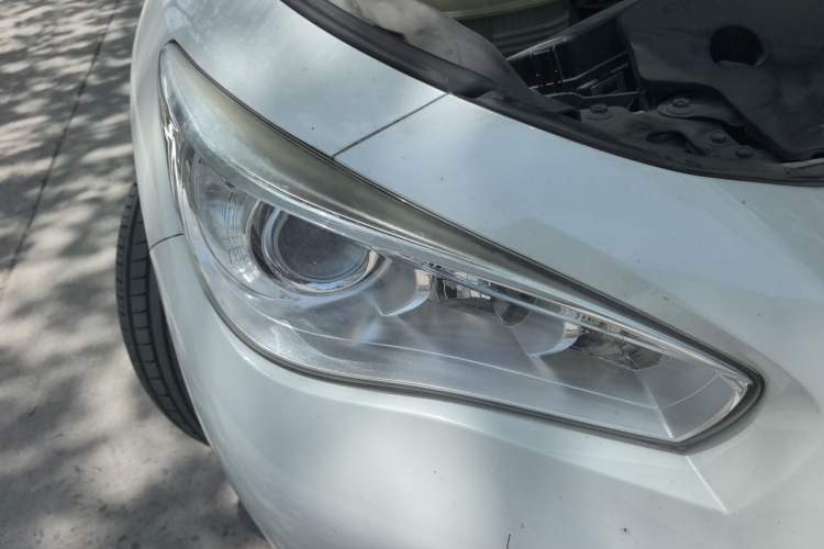 Used Infiniti Q50L 2016 2.0T Comfort Edition Right Front Headlight