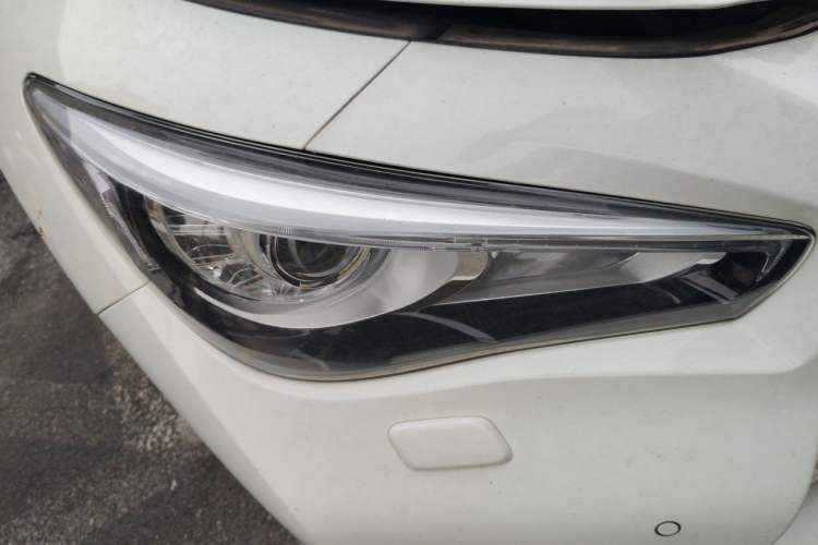Used Infiniti Q50L 2016 2.0T Elite Sport Edition Right Front Headlight