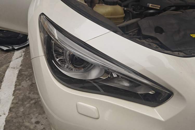 Used Infiniti Q50L 2016 2.0T Enjoyment Edition Right Front Headlight