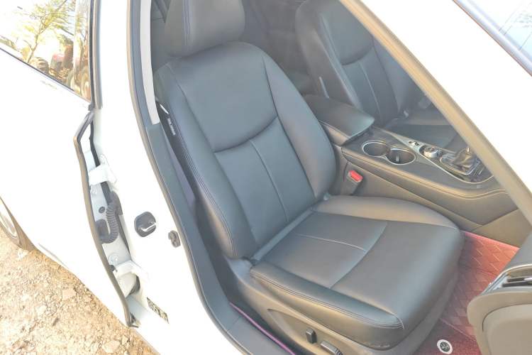Used Infiniti Q50L 2016 2.0T Comfort Edition Right Front Seat