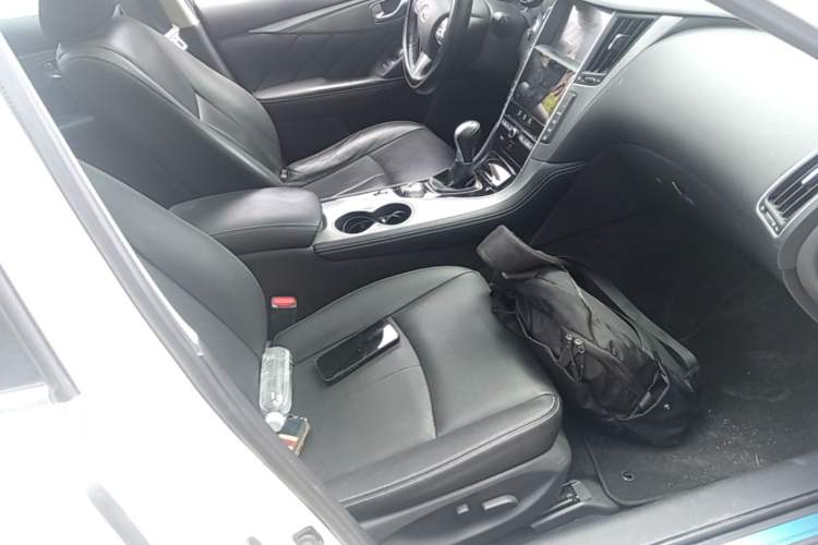 Used Infiniti Q50L 2016 2.0T Ambition Edition Right Front Seat
