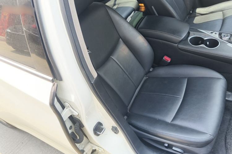Used Infiniti Q50L 2016 2.0T Comfort Edition Right Front Seat