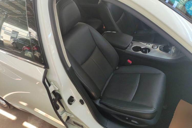 Used Infiniti Q50L 2016 2.0T Enjoyment Edition Right Front Seat