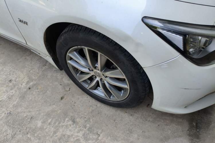 Used Infiniti Q50L 2016 2.0T Enjoyment Edition Right Front Wheel Hub