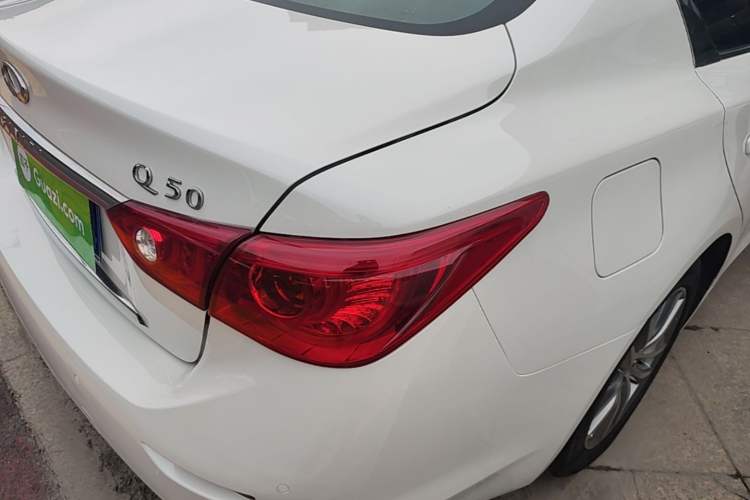 Used Infiniti Q50L 2016 2.0T Enjoyment Edition Right Rear Taillight
