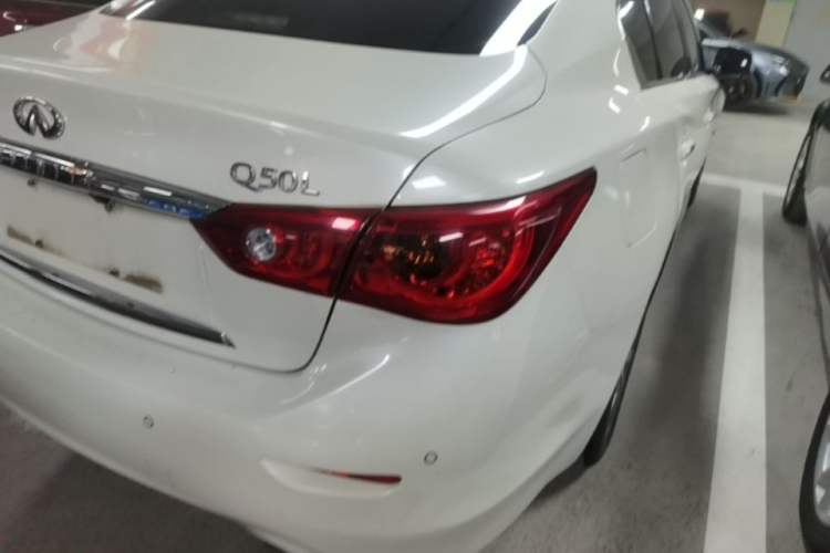 Used Infiniti Q50L 2016 2.0T Enjoyment Edition Right Rear Taillight