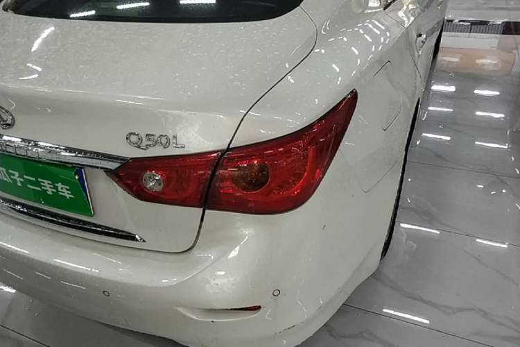 Used Infiniti Q50L 2016 2.0T Ambition Edition Right Rear Taillight