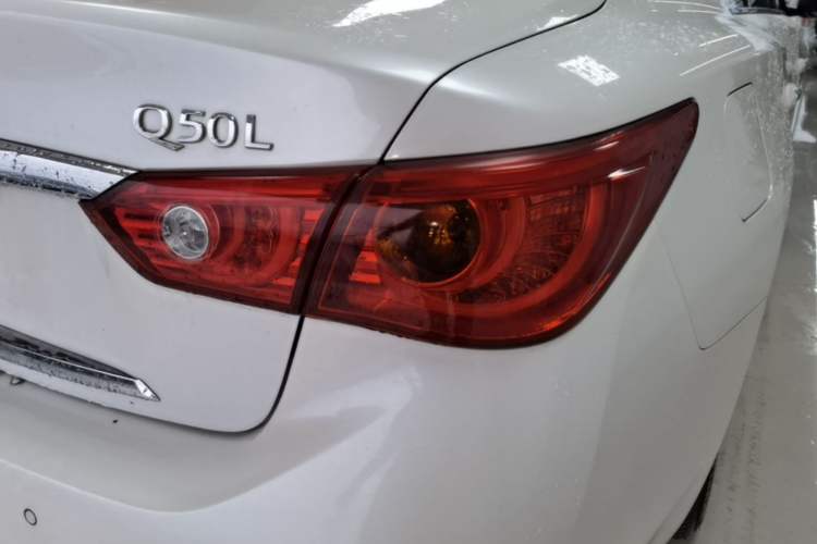 Used Infiniti Q50L 2016 2.0T Enjoyment Edition Right Rear Taillight