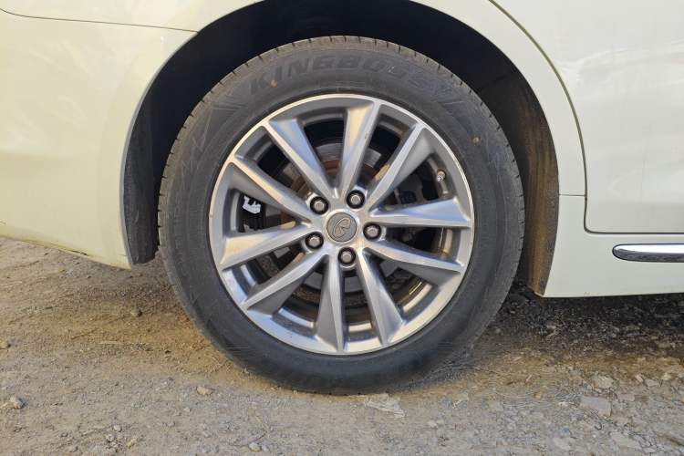 Used Infiniti Q50L 2016 2.0T Comfort Edition Right Rear Wheel Hub