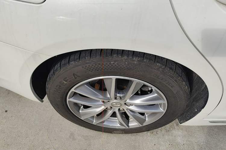 Used Infiniti Q50L 2016 2.0T Enjoyment Edition Right Rear Wheel Hub