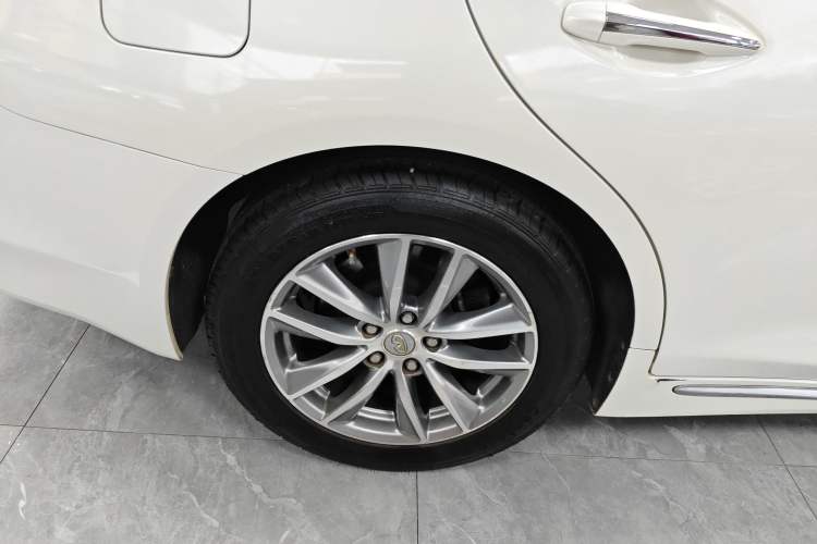 Used Infiniti Q50L 2016 2.0T Comfort Edition Right Rear Wheel Hub