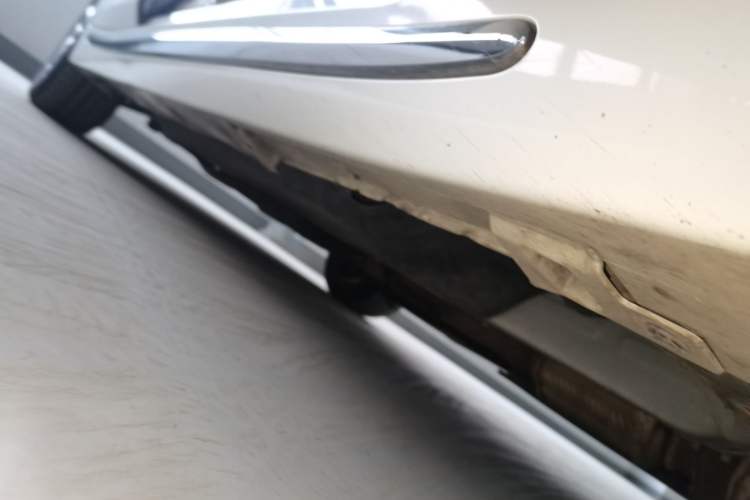 Used Infiniti Q50L 2016 2.0T Enjoyment Edition Right Side Sill