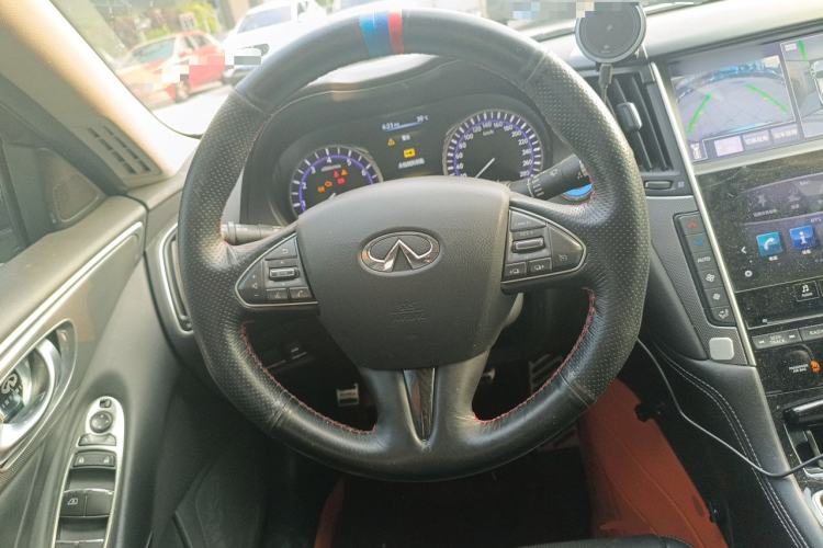Used Infiniti Q50L 2016 2.0T Enjoyment Edition Steering Wheel