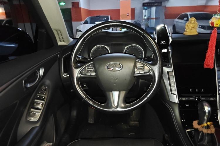 Used Infiniti Q50L 2016 2.0T Ambition Edition Steering Wheel