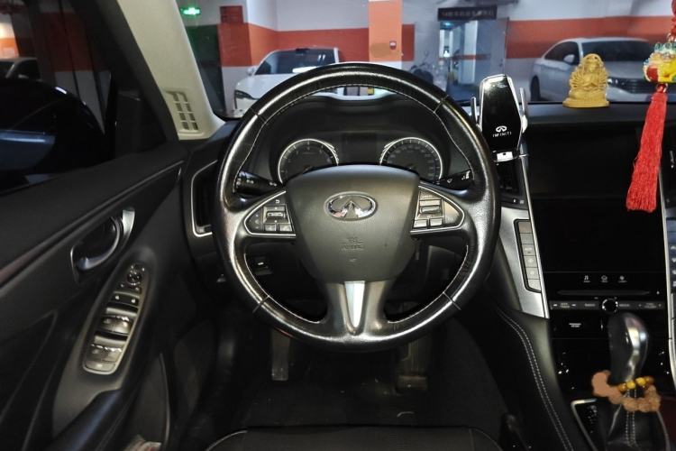 Used Infiniti Q50L 2016 2.0T Ambition Edition Steering Wheel