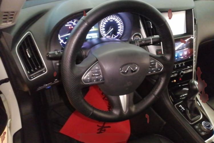 Used Infiniti Q50L 2016 2.0T Ambition Edition Steering Wheel